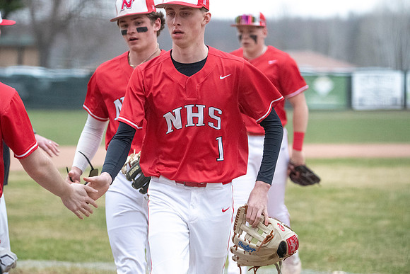 Neenah vs Hortonville 0180