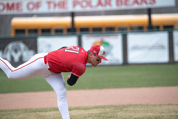 Neenah vs Hortonville 0148