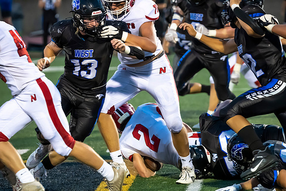 Neenah v Oshkosh West_0452