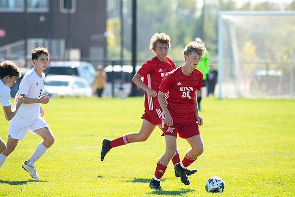 Neenah vs Sussex Hamilton 174