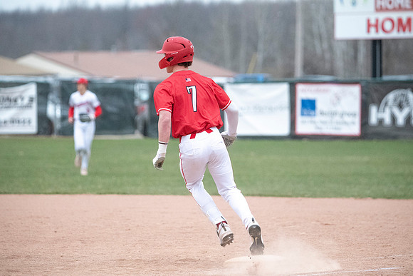 Neenah vs Hortonville 0248