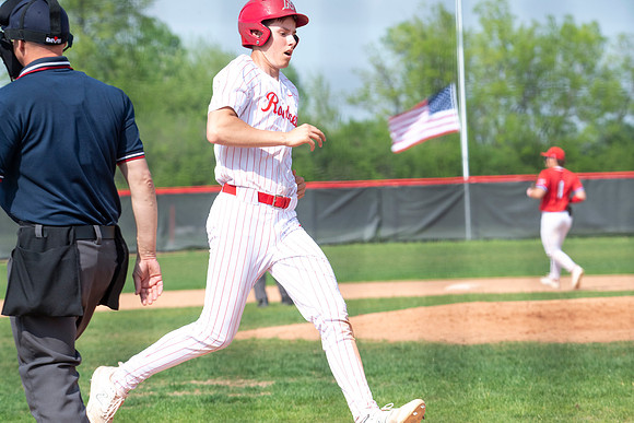 Neenah vs Hortonville 0444