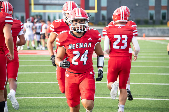 NHS_vs_Muskego_0280