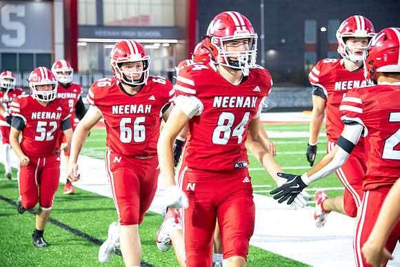 Neenah vs Hortonville 0160