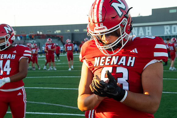 Neenah vs Oshkosh West 0297