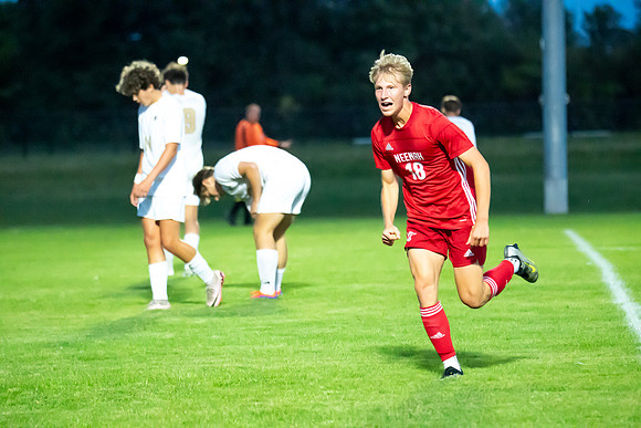 Neenah vs Appleton North 104