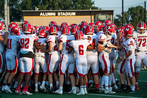 Neenah v Oshkosh West_0023