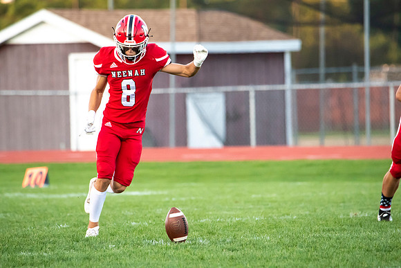 Neenah v Menasha_0442