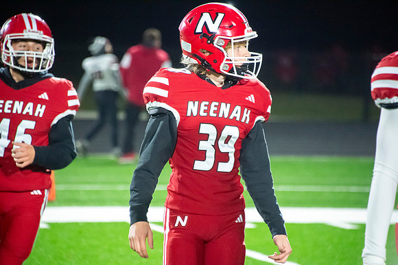 Neenah vs Muskego 0451