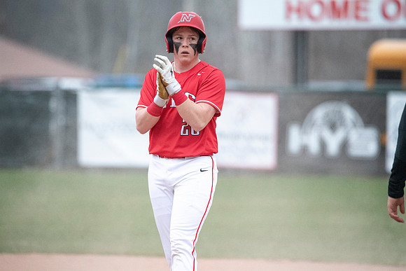 Neenah vs Hortonville 0216