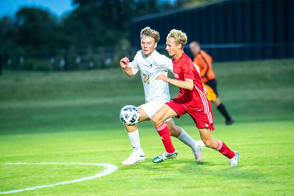 Neenah vs Appleton North 092