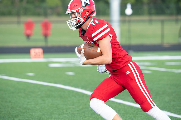 NHS_vs_Muskego_0049