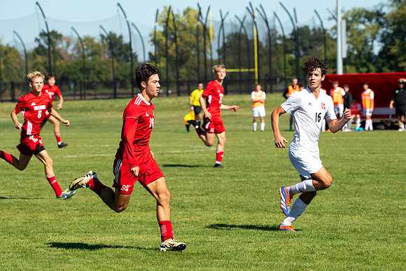 Neenah vs Sussex Hamilton 467