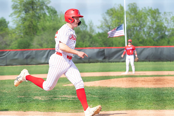 Neenah vs Hortonville 0405