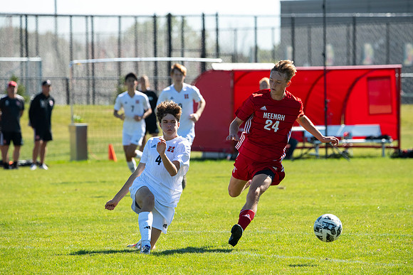 Neenah vs Sussex Hamilton 207