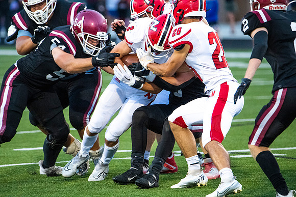 Neenah v DePere_0395