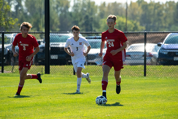 Neenah vs Sussex Hamilton 074