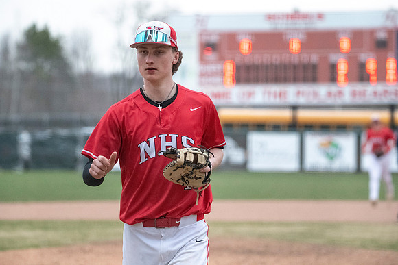 Neenah vs Hortonville 0178