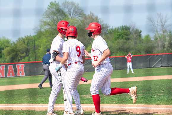 Neenah vs Hortonville 0410