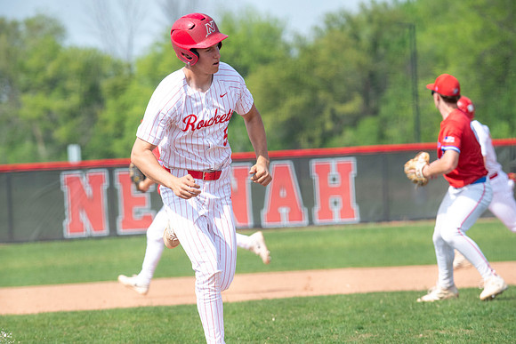 Neenah vs Hortonville 0440