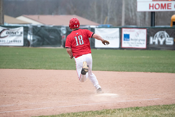 Neenah vs Hortonville 0330