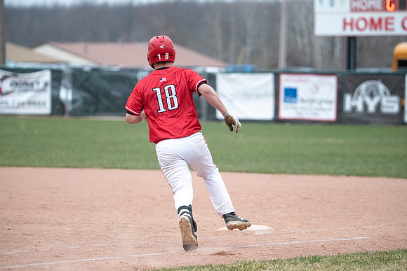 Neenah vs Hortonville 0323