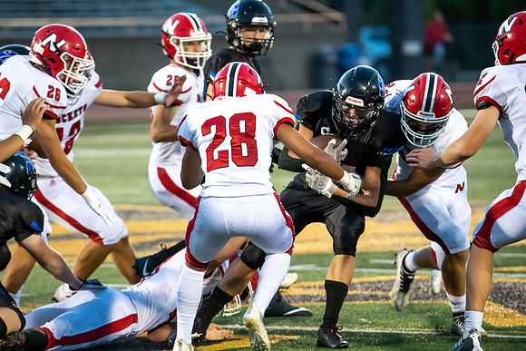 Neenah v Oshkosh West_0415