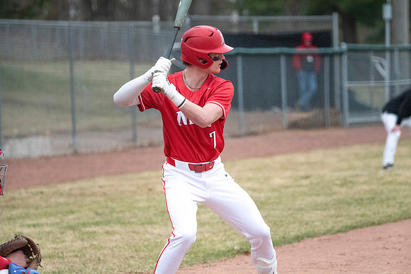 Neenah vs Hortonville 0228