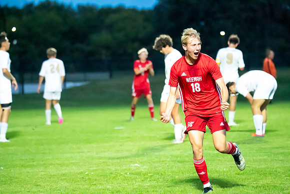 Neenah vs Appleton North 109