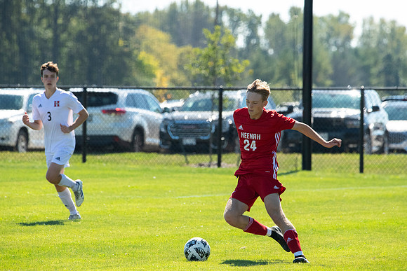 Neenah vs Sussex Hamilton 076
