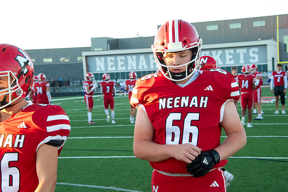 Neenah vs Oshkosh West 0290