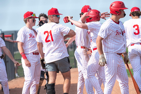 Neenah vs Hortonville 0494