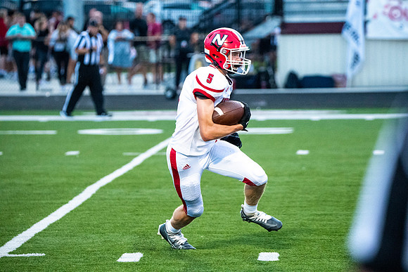 Neenah v DePere_0379
