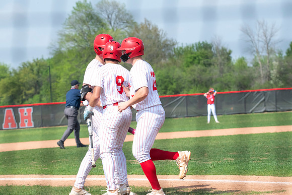 Neenah vs Hortonville 0411