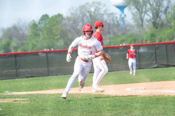 Neenah vs Hortonville 0326