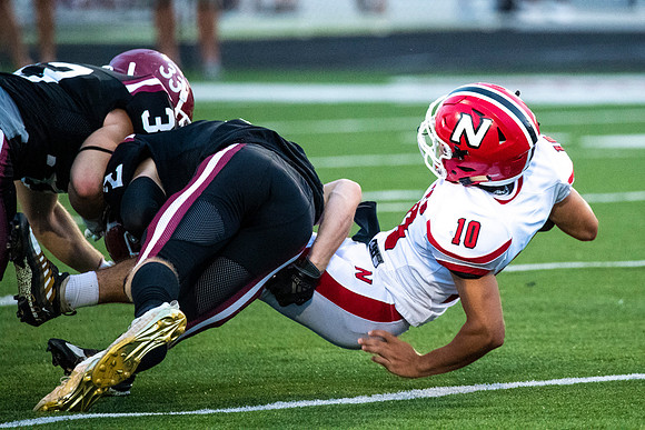 Neenah v DePere_0388