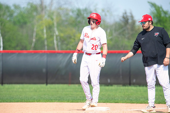 Neenah vs Hortonville 0240