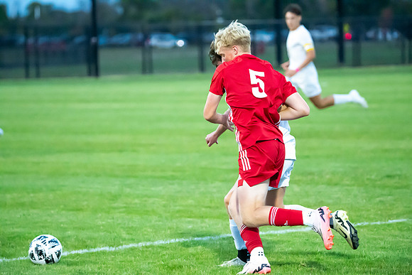 Neenah vs Appleton North 038