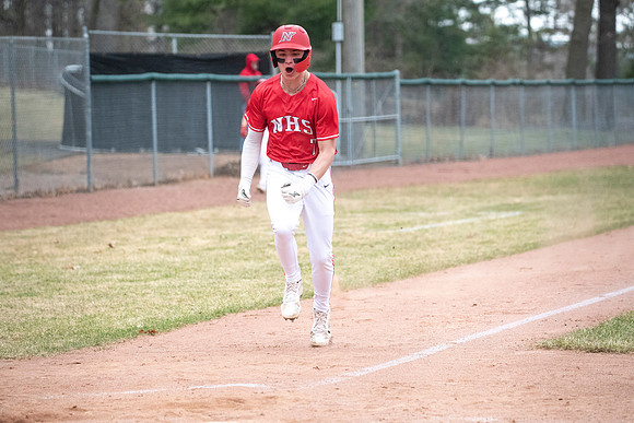 Neenah vs Hortonville 0348
