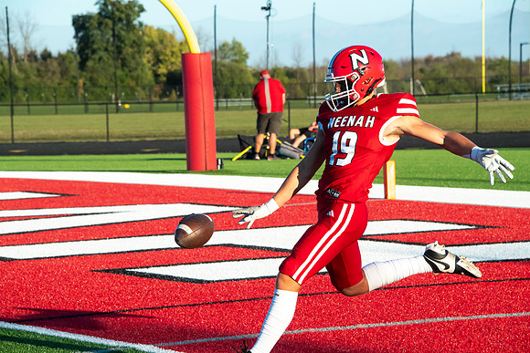 Neenah vs Oshkosh West 0028