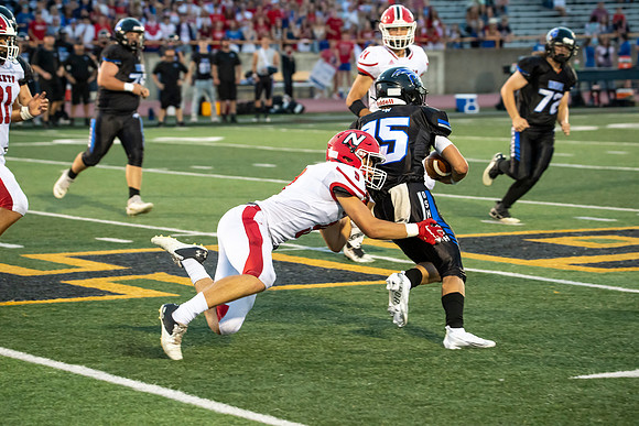 Neenah v Oshkosh West_0365