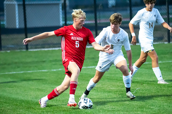 Neenah vs Appleton North 050