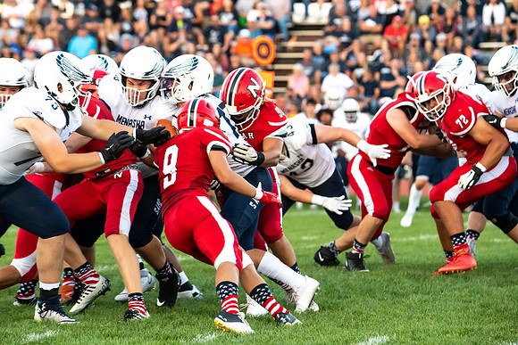 Neenah v Menasha_0457