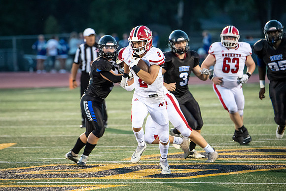 Neenah v Oshkosh West_0390