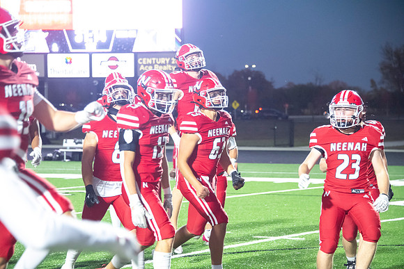 Neenah vs Hortonville 0255
