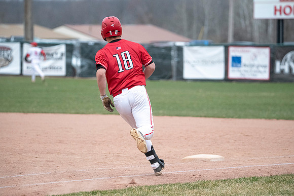 Neenah vs Hortonville 0321