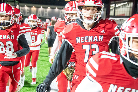Neenah vs Muskego 0218