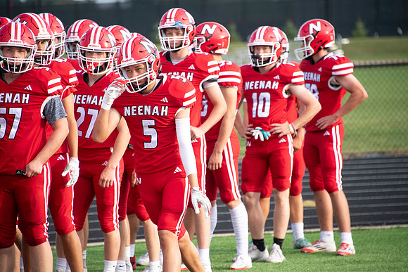 NHS_vs_Muskego_0159