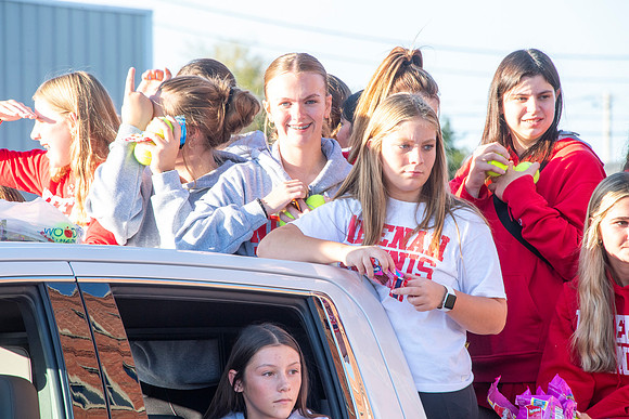 Homecoming Parade 192