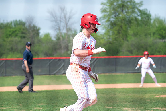Neenah vs Hortonville 0340
